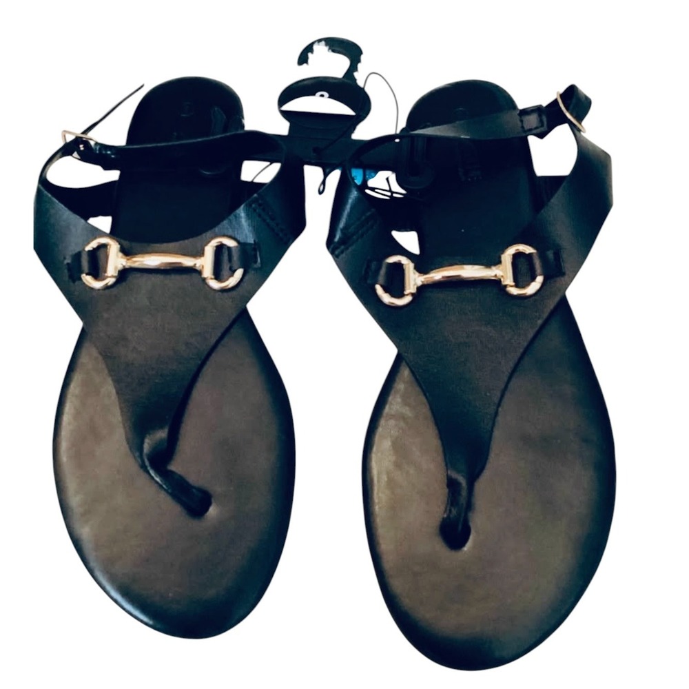 NEW Ardene Black Horsebit T-Strap Size 8 Flat Sandals Gold Buckle Summer